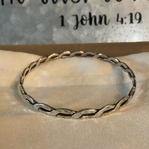 Retired James Avery twisted wire bracelet